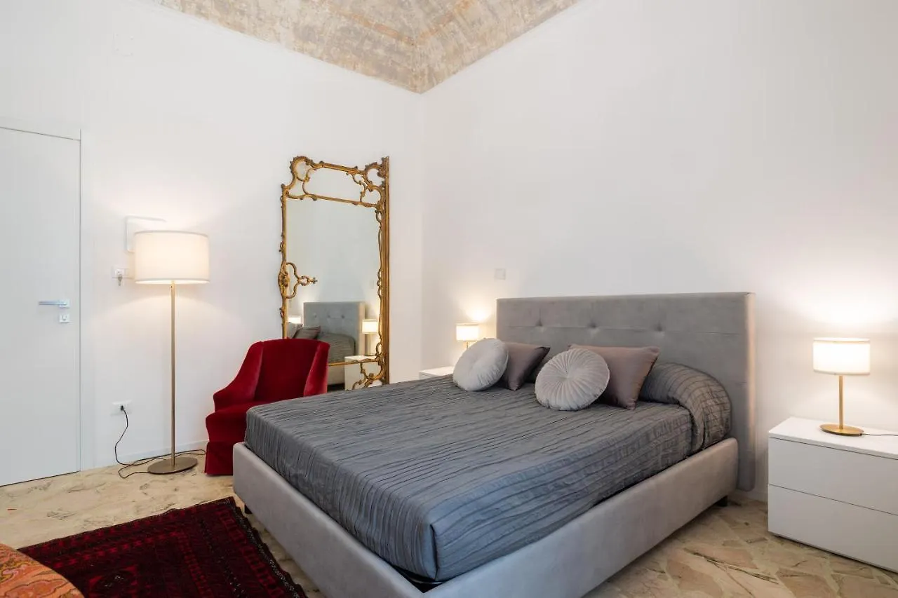 Esterolga Dimore Di Famiglia Deluxe Apartment Palermo