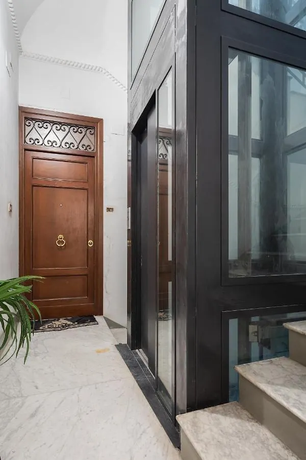 Esterolga Dimore Di Famiglia Deluxe Apartment Palermo 0*,  Italy